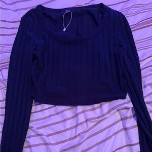 Navy long sleeve crop top